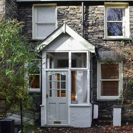 Pegs Place * Windermere